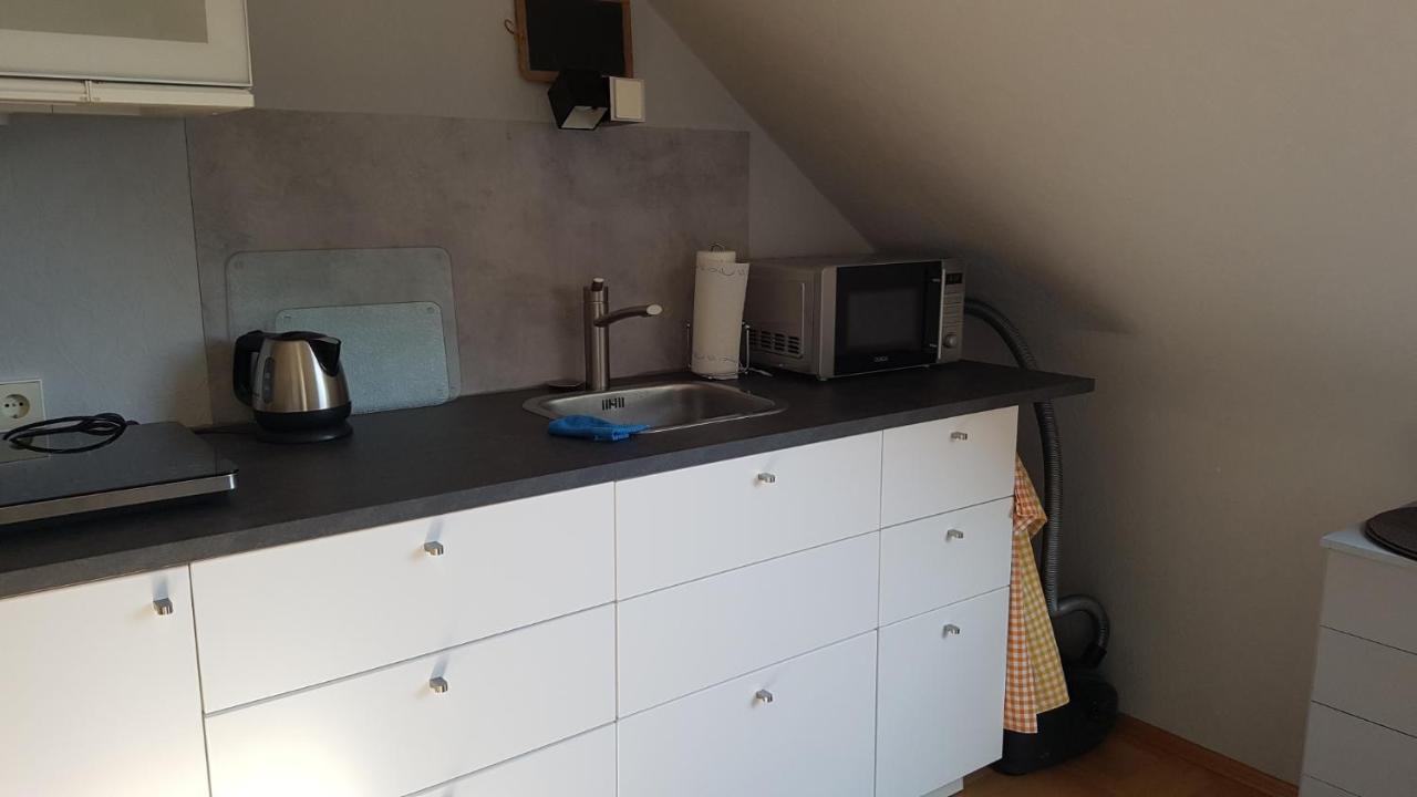 Nettes Appartment In Langenhagen 하노버 외부 사진